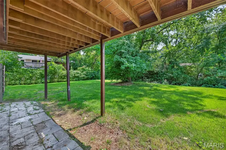 11104 Schuetz Road, Saint Louis, MO 63146 - #3