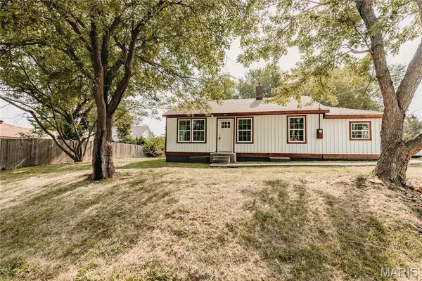 303 S Pine Street, Dixon, MO 65459