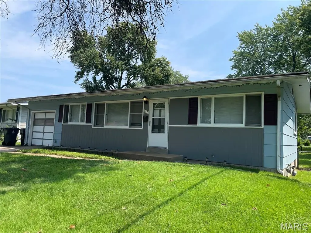 130 Dauphin Lane, Florissant, MO 63033 - #1