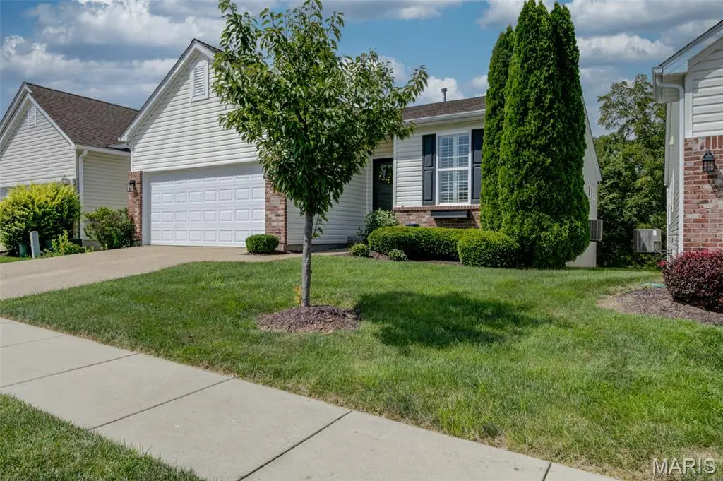 1039 Silo Bend Drive, Wentzville, MO 63385 - #1