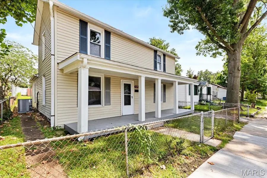 1292 Purcell Avenue, Pagedale, MO 63133 - #2