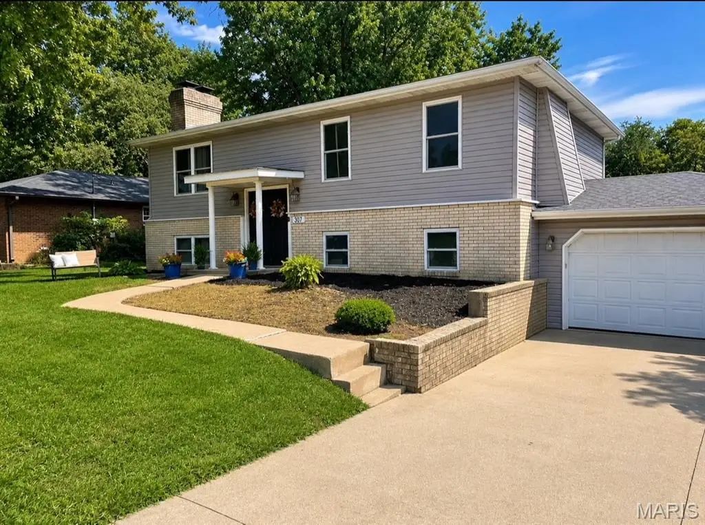 307 Hazel Street, Troy, IL 62294 - #1