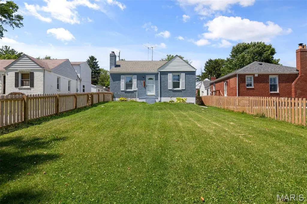 8257 Watson Road, Saint Louis, MO 63119 - #1
