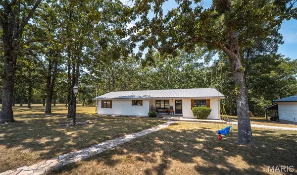 13915 Maple Lane, Plato, MO 65552