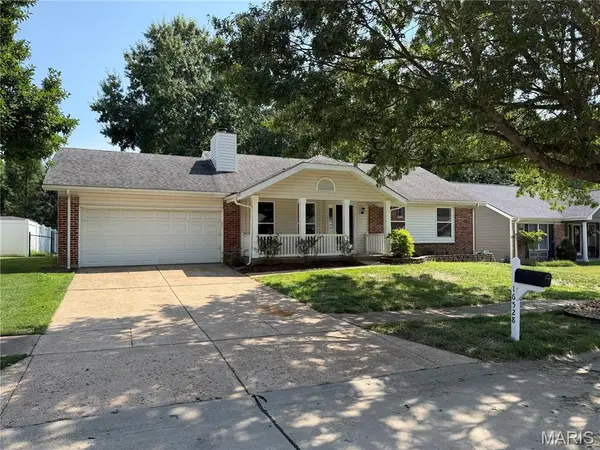 16528 Forest Pine Drive, Wildwood, MO 63011