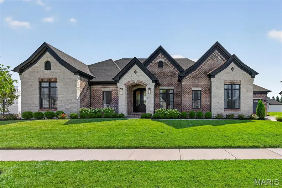 782 Schaeffers Grove, Chesterfield, MO 63005 - #2