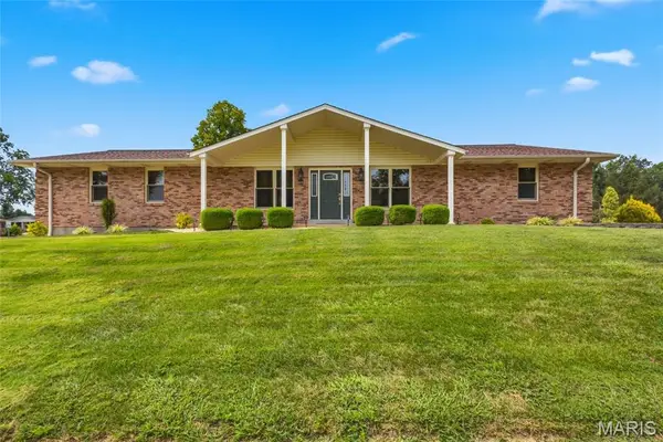 4550 Mattis Road, Mehlville, MO 63128