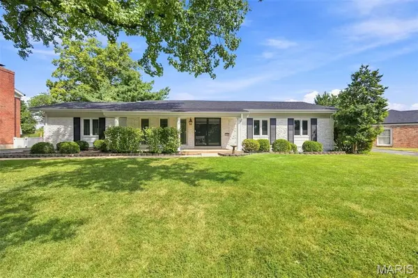 165 Saddleford Drive, Chesterfield, MO 63017