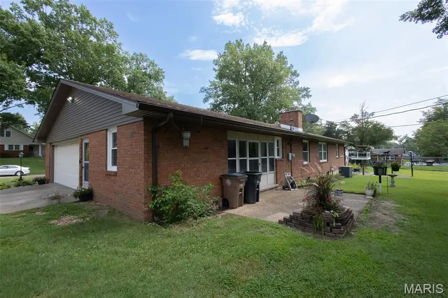 1229 Fairlane Drive, Cape Girardeau, MO 63701 - #3