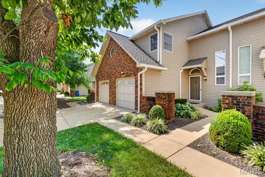 16252 Lea Oak Court, Chesterfield, MO 63017 - #2