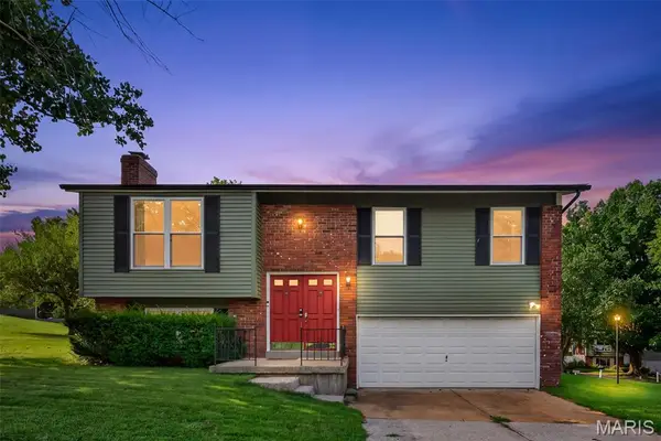 6 Golden Oak Court, Valley Park, MO 63088