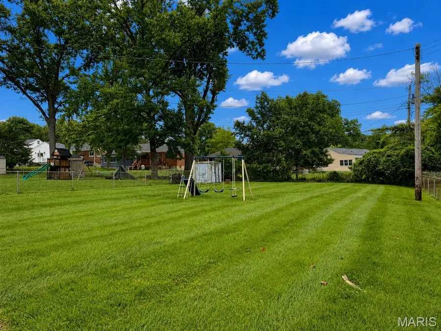 8818 Old Sappington Drive, Crestwood, MO 63126 - #3