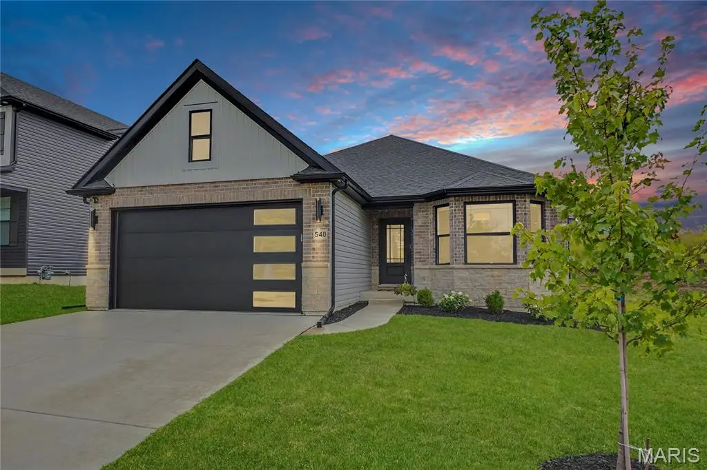 540 Edison Way, Wentzville, MO 63385 - #1
