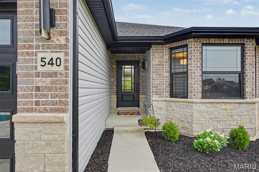 540 Edison Way, Wentzville, MO 63385 - #3