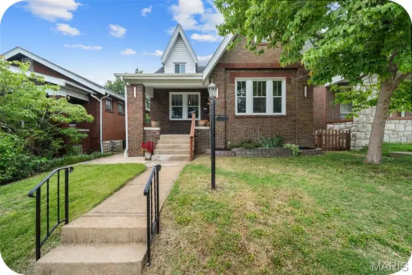 6135 Louisiana Avenue, St Louis, MO 63111