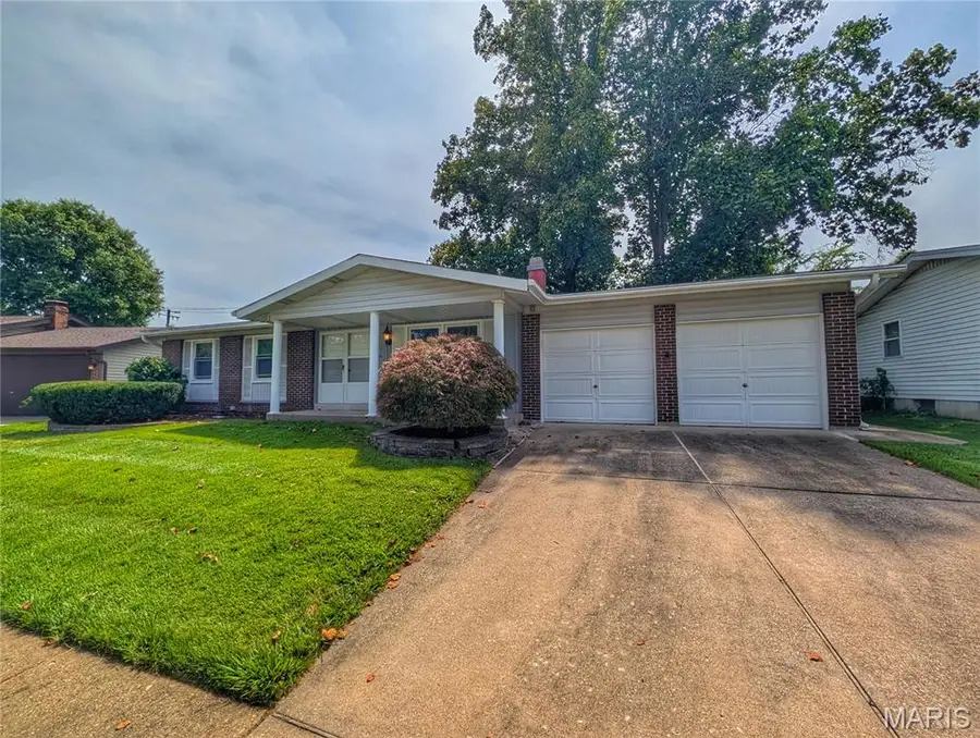 5 Windsong Court, Florissant, MO 63031 - #2