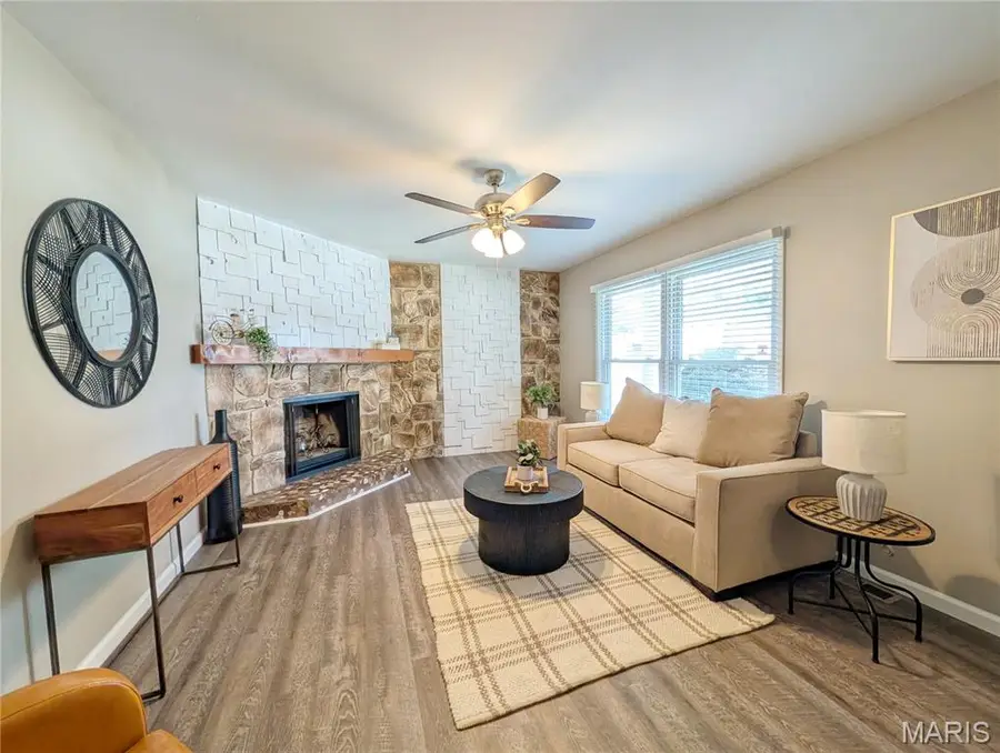 5 Windsong Court, Florissant, MO 63031 - #3
