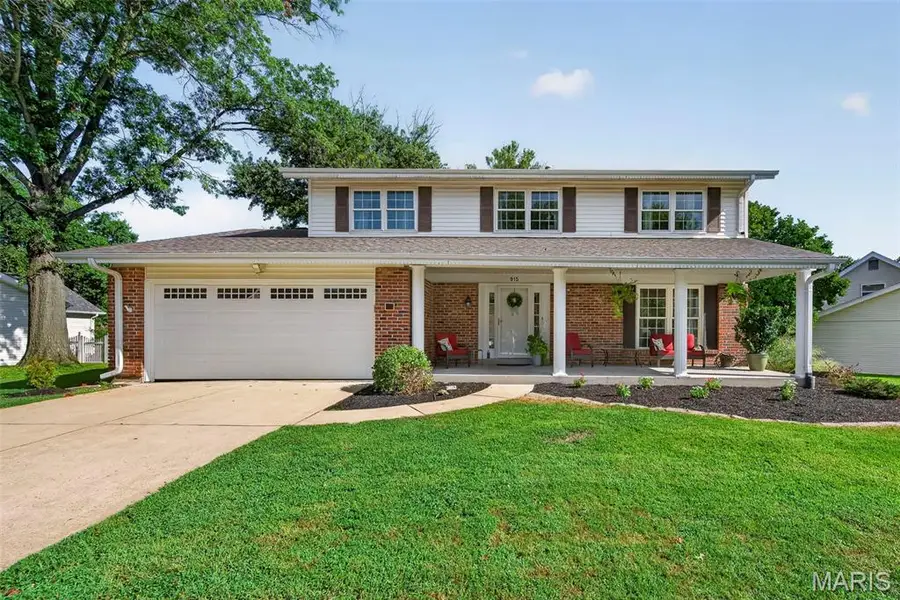 815 Pine Village Court, Ballwin, MO 63021 - #2