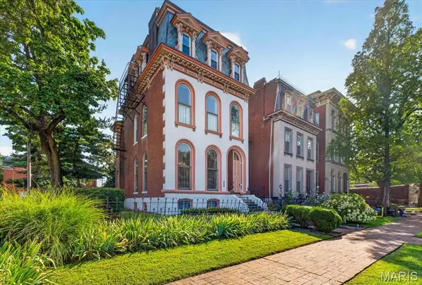 2006 Lafayette Avenue, St Louis, MO 63104