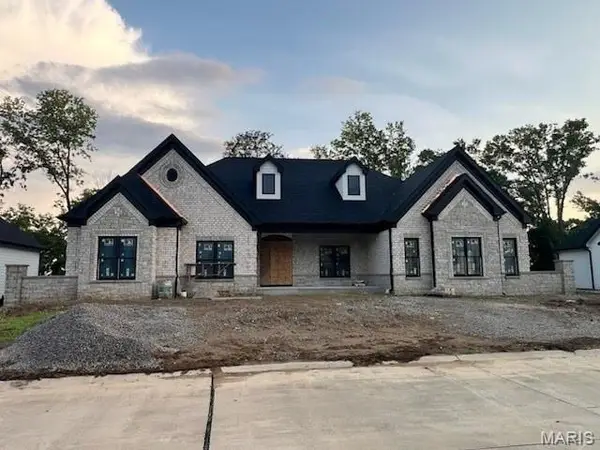 753 Silver Buck Lane, Chesterfield, MO 63005