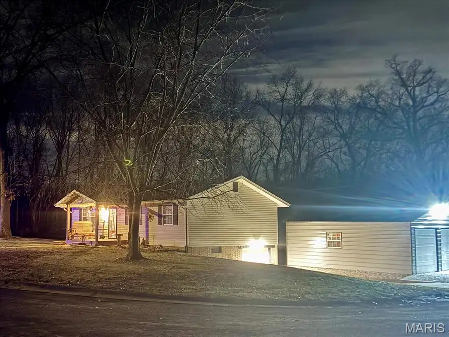 15337 Jeffrey Lane, Brighton, IL 62012 - #2