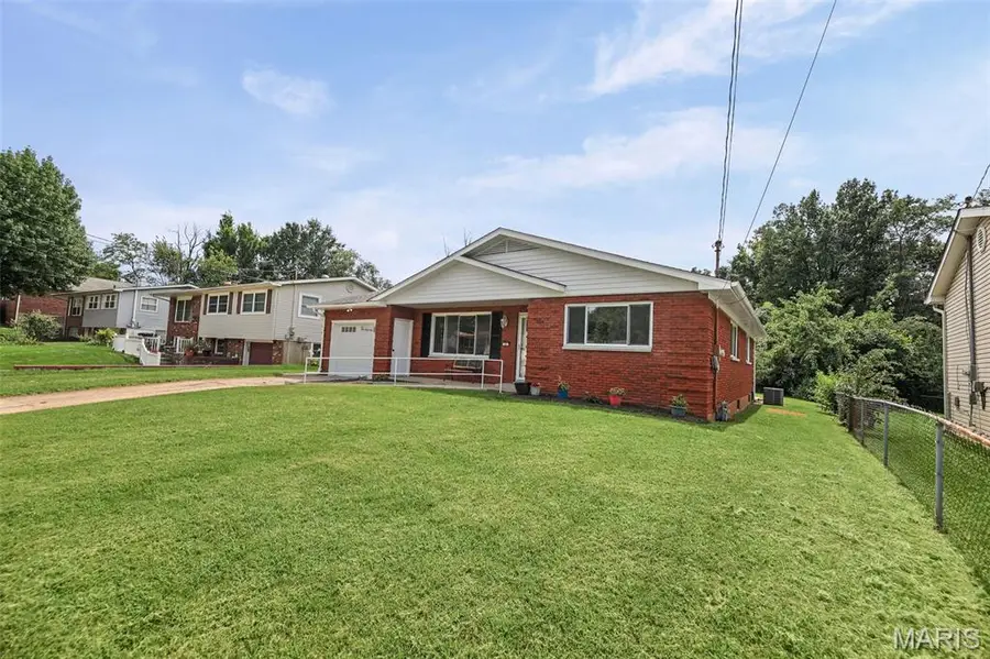 321 Hand Drive, Godfrey, IL 62035 - #3