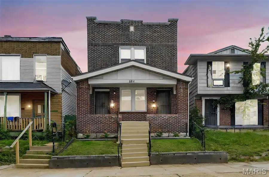 4457 Penrose Street, Saint Louis, MO 63115 - #2