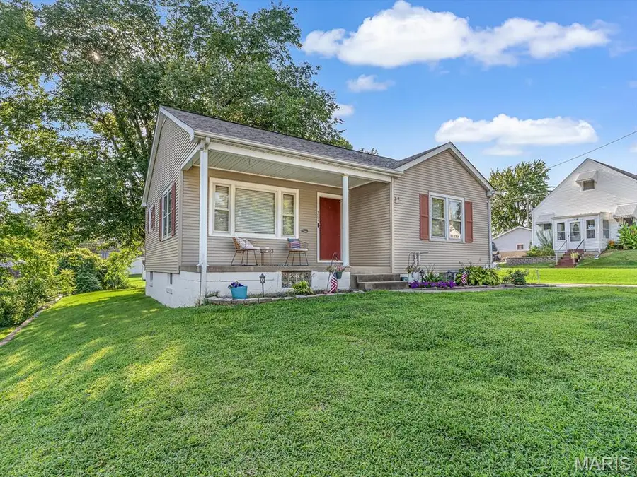127 S Carl Street, Columbia, IL 62236 - #2
