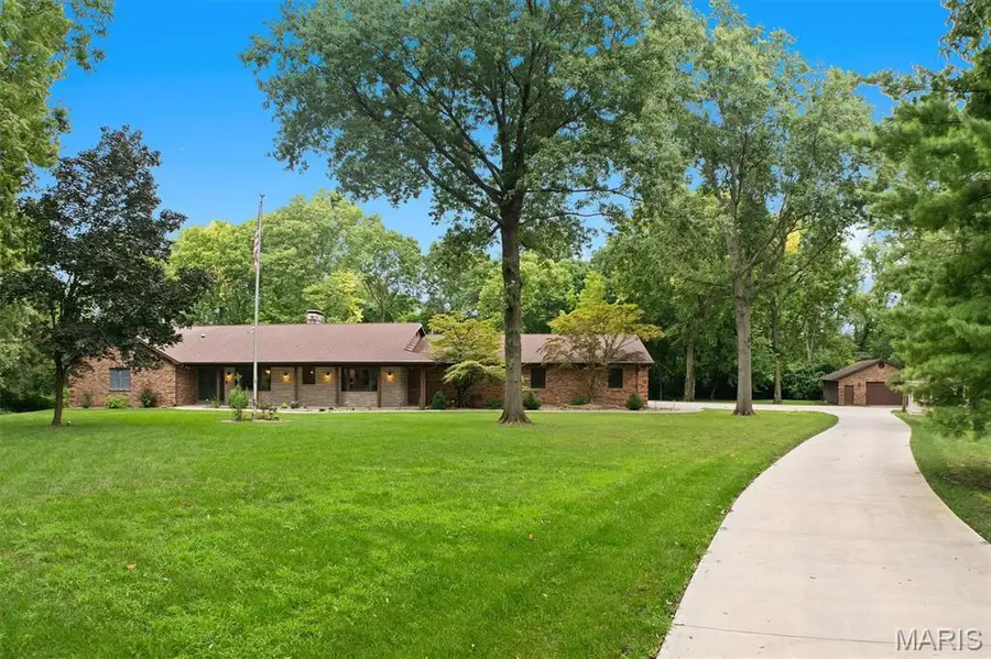 43 Sugar Lane, Collinsville, IL 62234 - #2