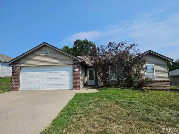 107 Pioneer Court, Waynesville, MO 65583
