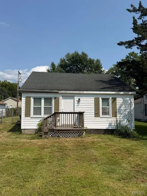 306 Stephenson Avenue, South Roxana, IL 62087