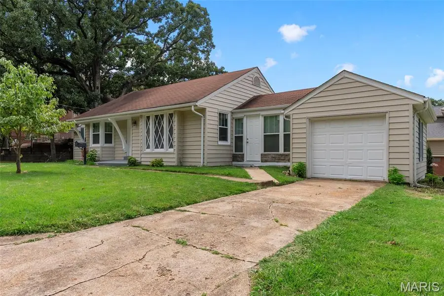 907 Edgar Road, Webster Groves, MO 63119 - #2