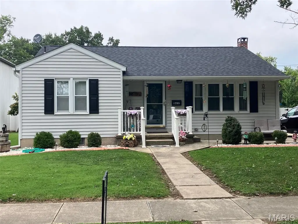 1431 Fairfax Street, Carlyle, IL 62231 - #1