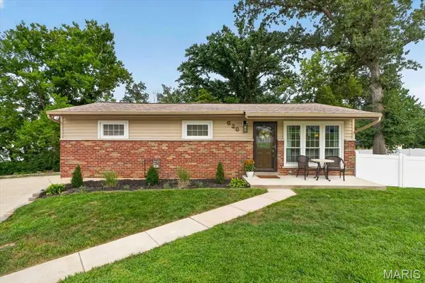 628 Sessions Avenue, St Louis, MO 63126