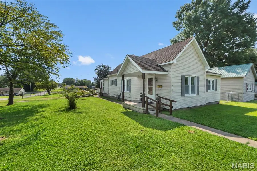 218 Lula Avenue, Scott City, MO 63780 - #2