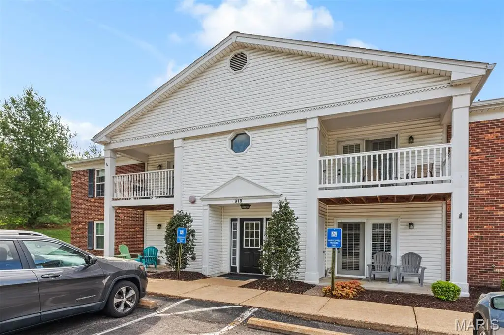 918 Hanna Place Court #F, Manchester, MO 63021 - #1