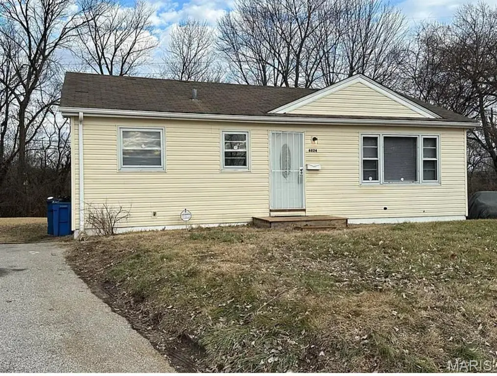 6824 Larry Lane, Berkeley, MO 63134 - #1