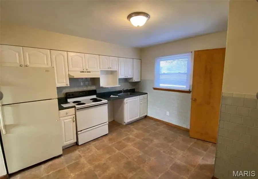 6824 Larry Lane, Berkeley, MO 63134 - #2