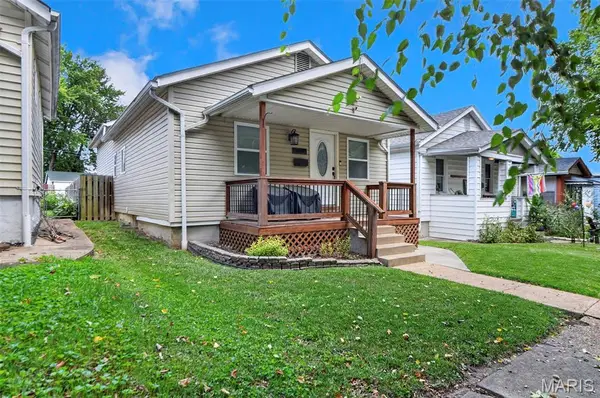 4725 Hummel Avenue, St Louis, MO 63116