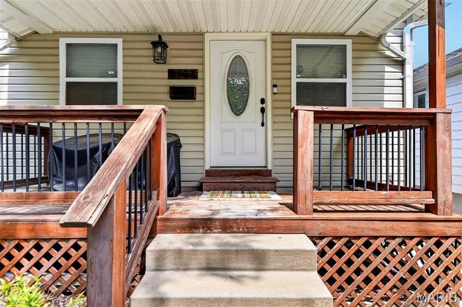 4725 Hummel Avenue, Saint Louis, MO 63116 - #2