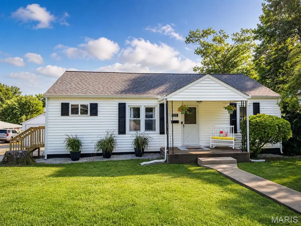622 E College Street, Farmington, MO 63640 - #1