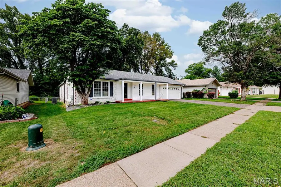 3464 Woodpath Drive, Florissant, MO 63031 - #2