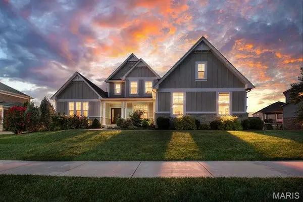 985 Silver Buck Lane, Chesterfield, MO 63005