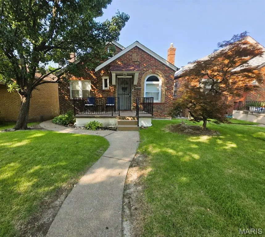 4895 Calvin Avenue, Saint Louis, MO 63115 - #2