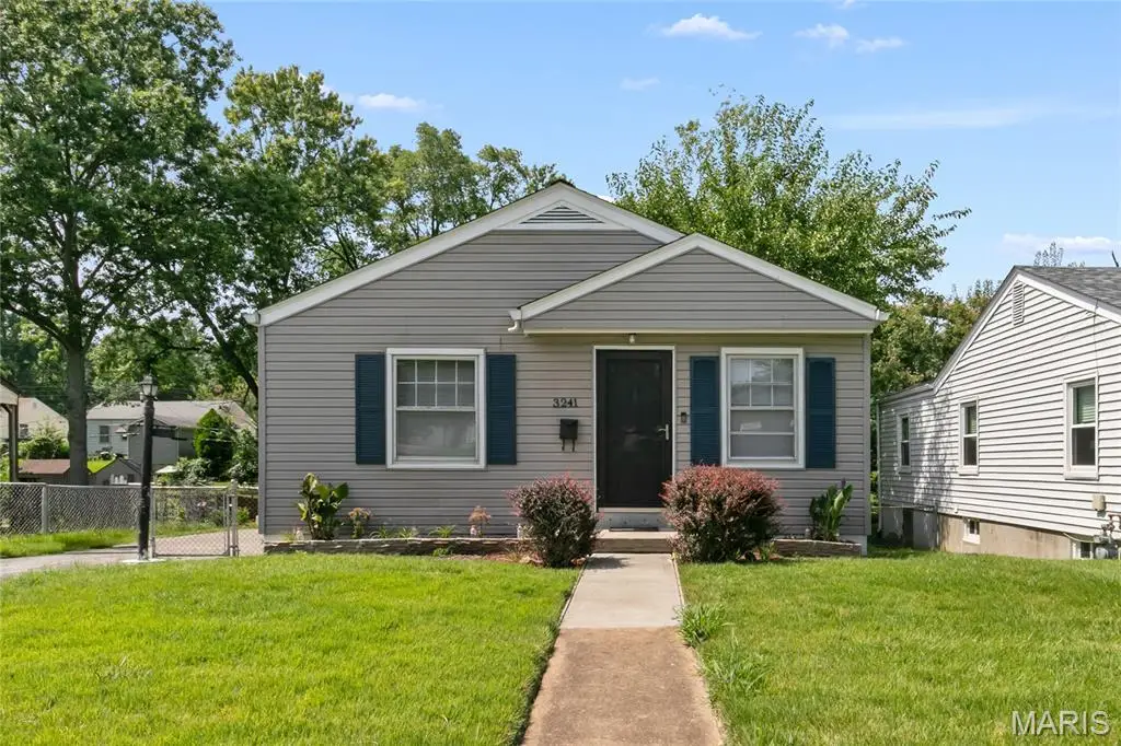 3241 Lynros Drive, Saint Ann, MO 63074 - #1