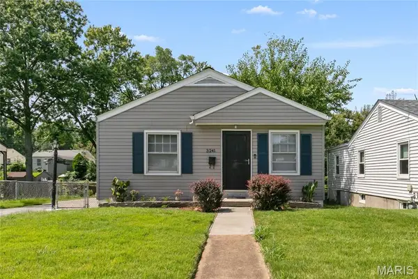 3241 Lynros Drive, St Ann, MO 63074