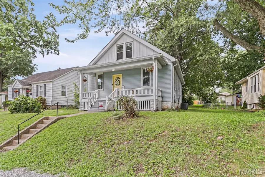 718 Wabash Avenue, Belleville, IL 62221 - #3
