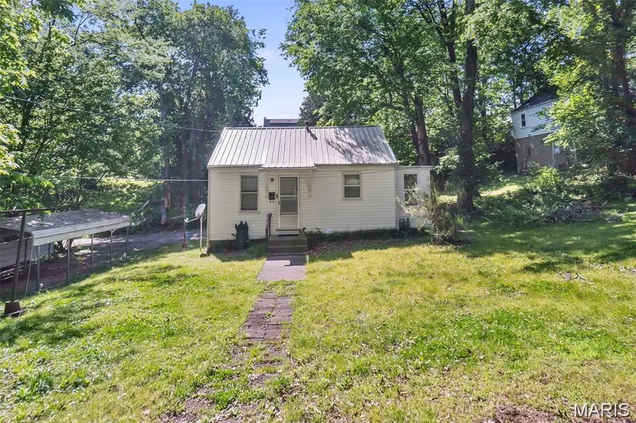 823 N Missouri Street, Cape Girardeau, MO 63701 - #3