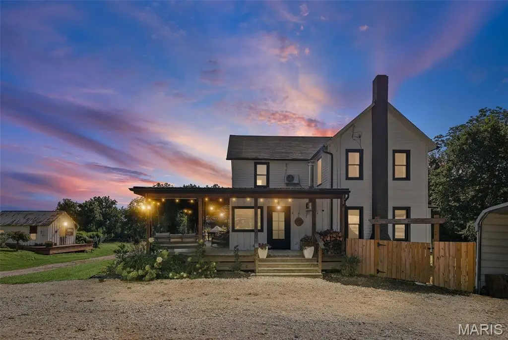 26066 Elsah Hills Drive, Dow, IL 62022 - #1