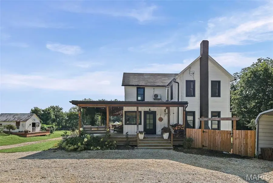 26066 Elsah Hills Drive, Dow, IL 62022 - #2